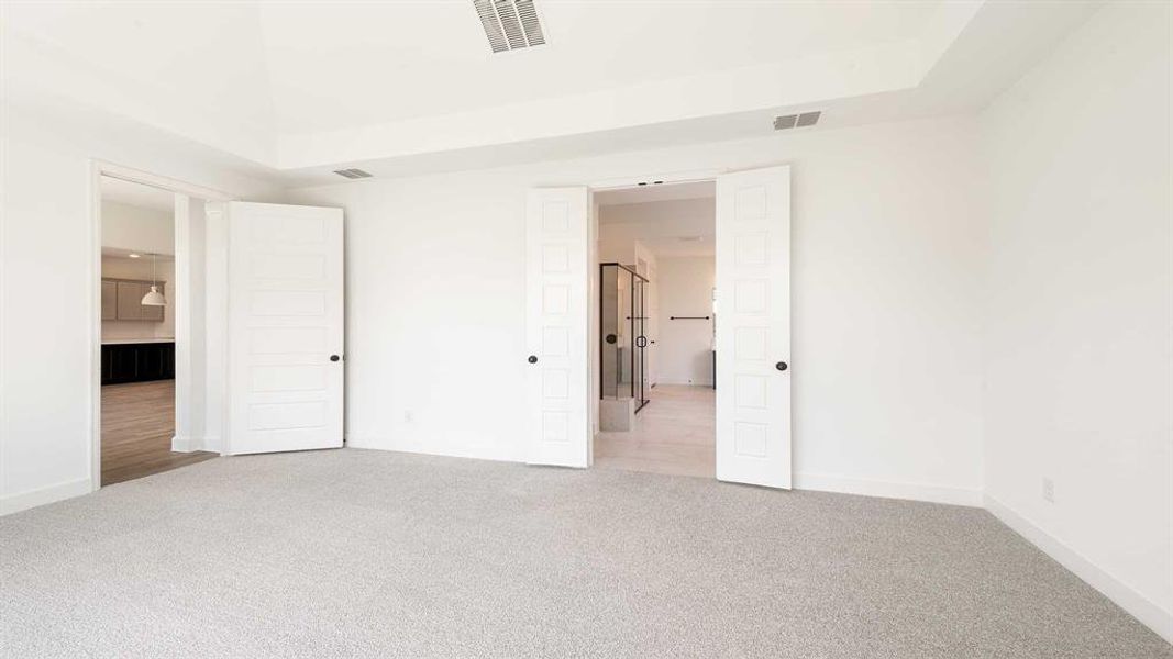 Spacious, unfurnished interior of a new home in Trinity Falls 60', McKinney (Image 19). Spacious, unfurnished interior of a new home in Trinity Falls 60', McKinney (Image 19).