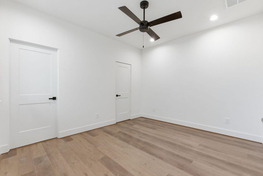 Spacious, unfurnished interior of a new home in , Houston (Image 17). Spacious, unfurnished interior of a new home in , Houston (Image 17).