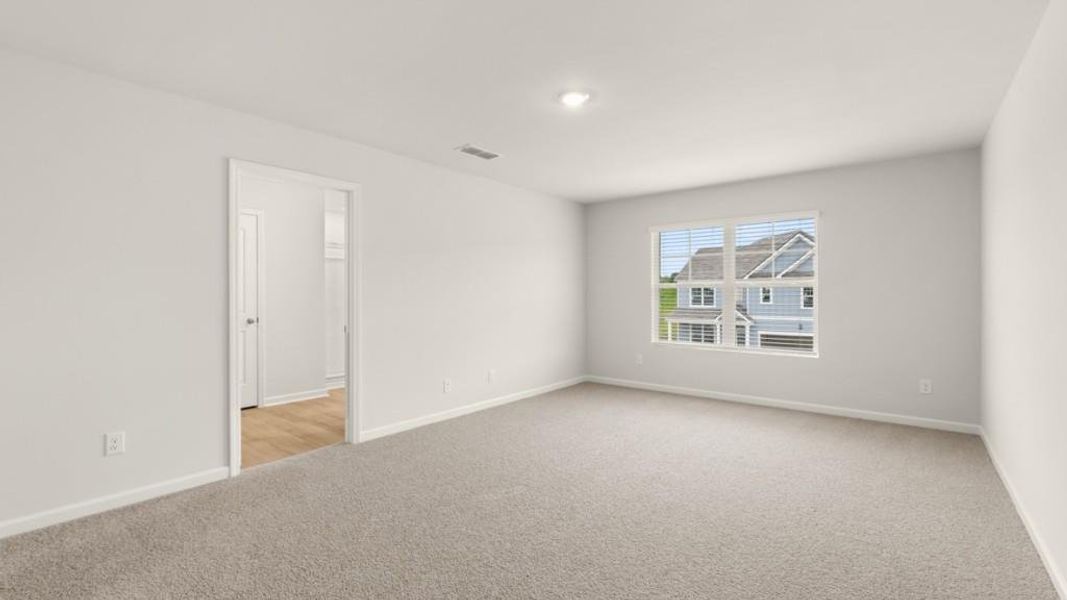 Spacious, unfurnished interior of a new home in Sheffield Highlands, Dallas (Image 15). Spacious, unfurnished interior of a new home in Sheffield Highlands, Dallas (Image 15).
