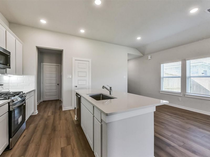 Furnished interior view inside a new home in River Ranch Meadows, Dayton (Image 16).