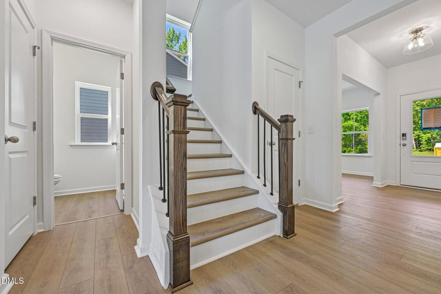 10-web-or-mls-Ken Dr-S2304-010
