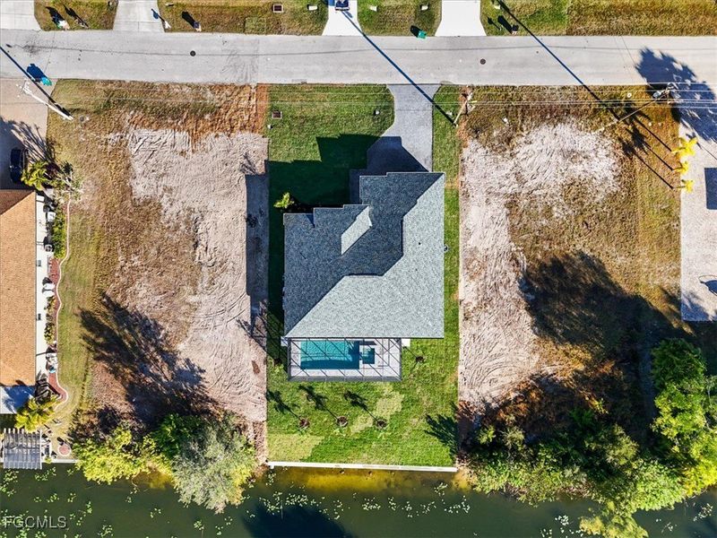 Image 39 of a home in Cape Coral.