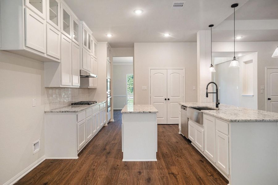 Furnished interior view inside a new home in Encino Estates, Dayton (Image 6).