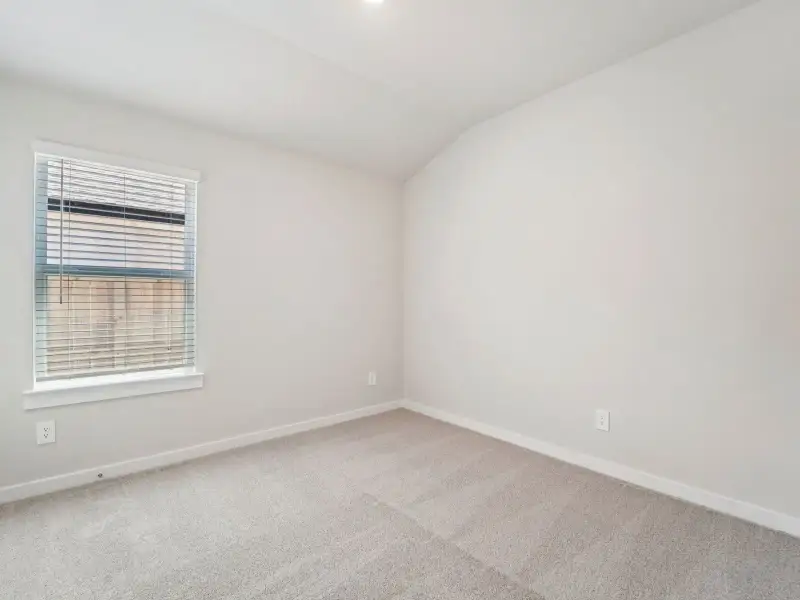Spacious, unfurnished interior of a new home in Webercrest Heights, Houston (Image 13). Spacious, unfurnished interior of a new home in Webercrest Heights, Houston (Image 13).