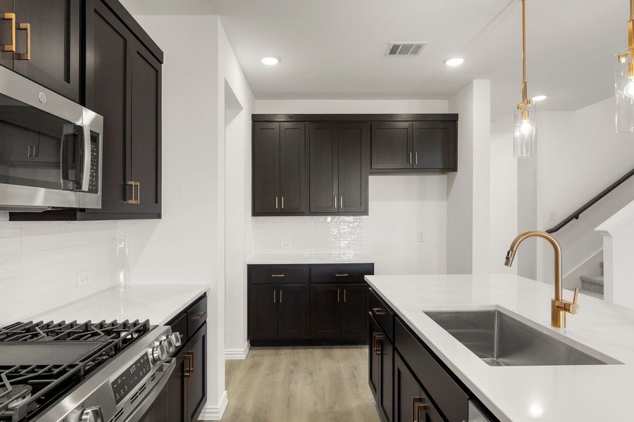 Kitchen featuring the Oxford Collection