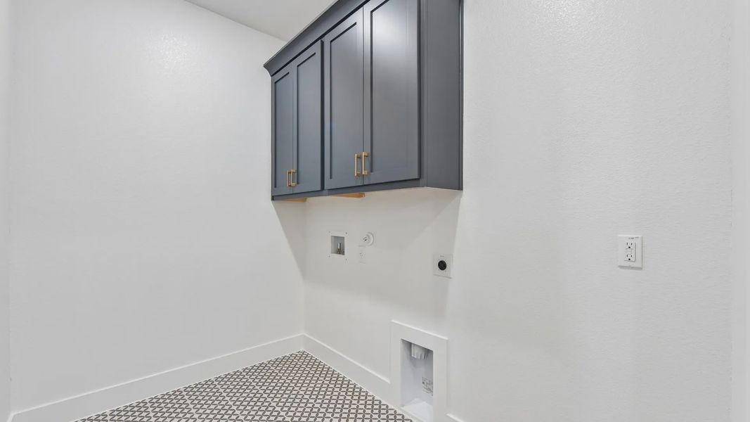 Spacious, unfurnished interior of a new home in Sweetwater, Austin (Image 19).