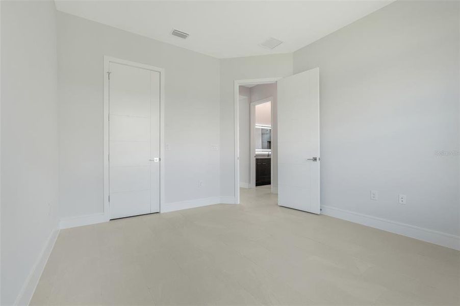 Spacious, unfurnished interior of a new home in Toscana, Palm Coast (Image 37).