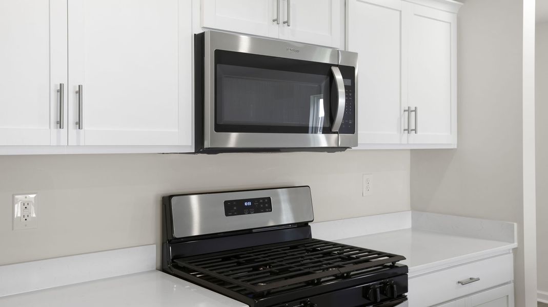 Close-up of interior finishes inside a home in Trailside Run, Spartanburg (Image 10).