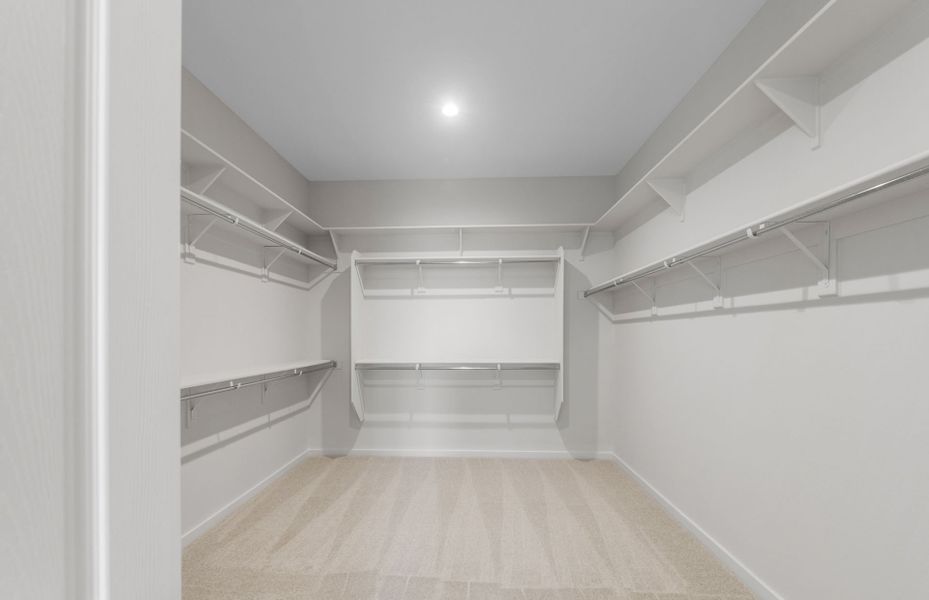 Spacious, unfurnished interior of a new home in Soleo, San Tan Valley (Image 22).