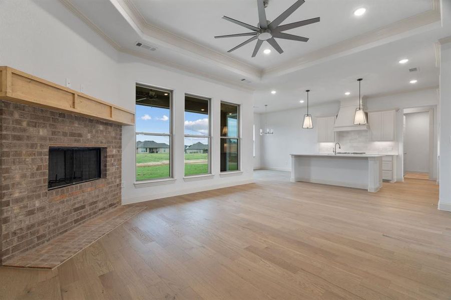 Spacious, unfurnished interior of a new home in , Paradise (Image 16).