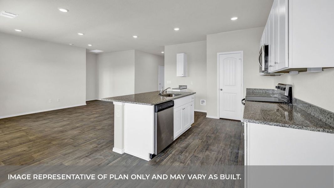 Furnished interior view inside a new home in Arroyo Ranch, Seguin (Image 5).