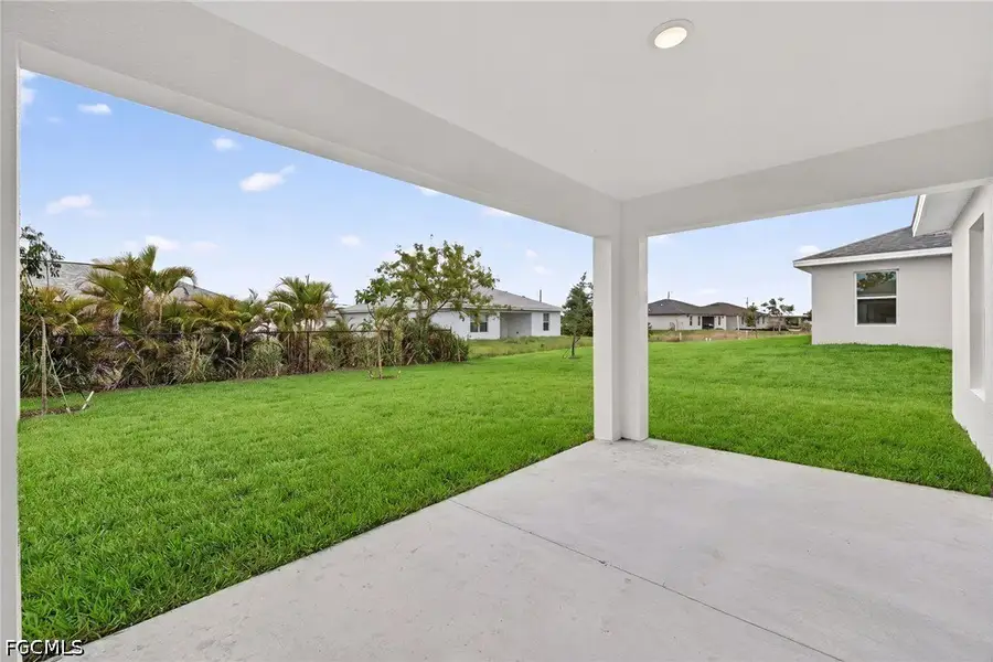 Exterior details and patio area of a home in Cape Coral, Cape Coral (Image 4).
