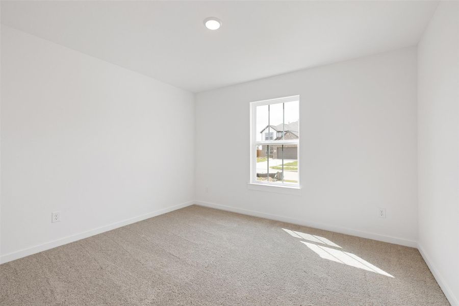 Spacious, unfurnished interior of a new home in Sunterra, Katy (Image 25). Spacious, unfurnished interior of a new home in Sunterra, Katy (Image 25).