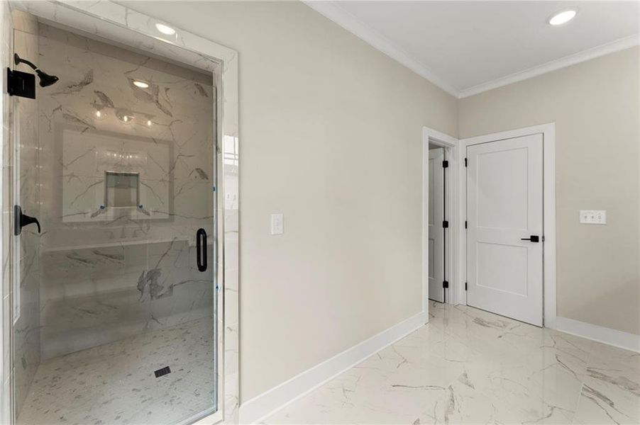 Spacious, unfurnished interior of a new home in West Town, Atlanta (Image 16).