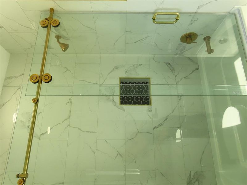Close-up of interior finishes inside a home in , Apollo Beach (Image 15).
