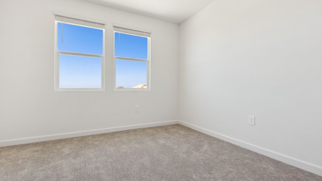 Spacious, unfurnished interior of a new home in Avance, Phoenix (Image 20).