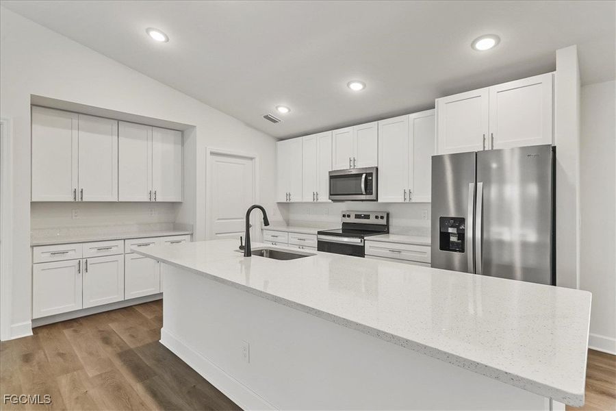 Furnished interior view inside a new home in Cape Coral, Cape Coral (Image 7).