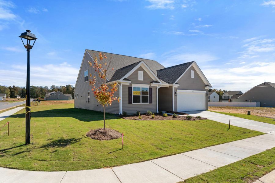 Image 35 of a home in Hopewell Garden.
