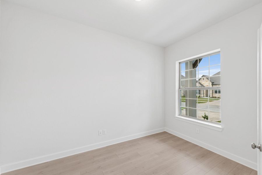 Spacious, unfurnished interior of a new home in Meridiana 55' Homesites, Manvel (Image 16). Spacious, unfurnished interior of a new home in Meridiana 55' Homesites, Manvel (Image 16).