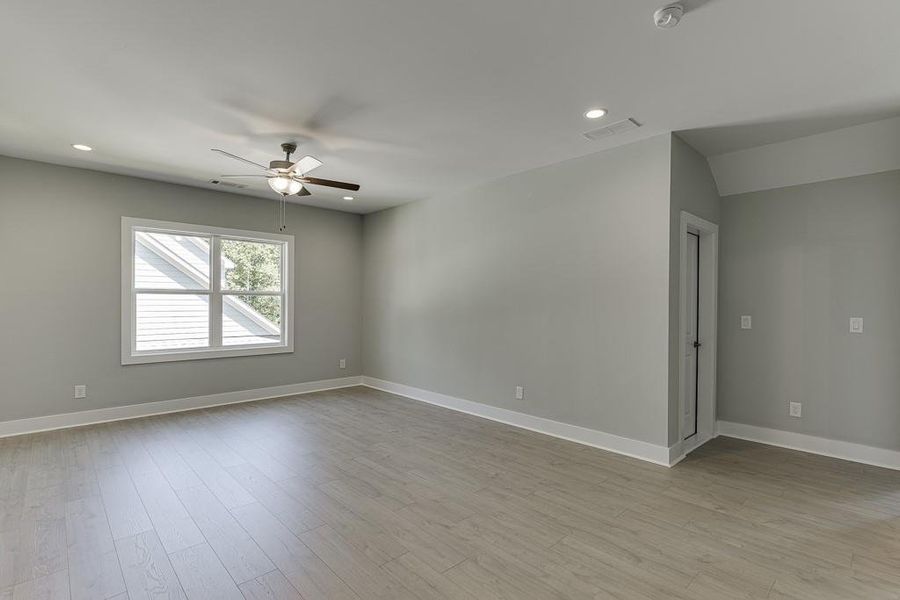 Spacious, unfurnished interior of a new home in , Buford (Image 25).