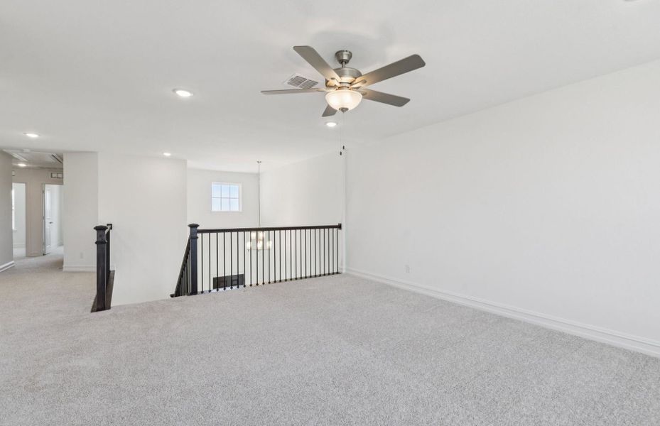 Spacious, unfurnished interior of a new home in Spiritas Ranch, Little Elm (Image 9).