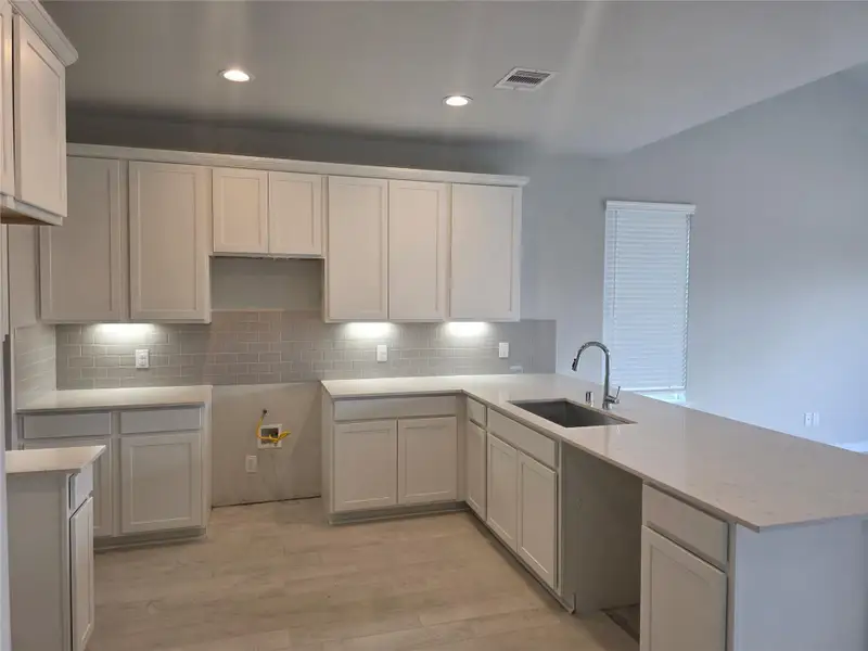 Furnished interior view inside a new home in Barton Creek Ranch, Conroe (Image 3). Furnished interior view inside a new home in Barton Creek Ranch, Conroe (Image 3).