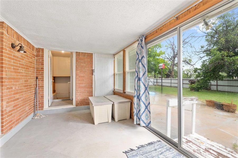 Image 31 of a home in . Image 31 of a home in .