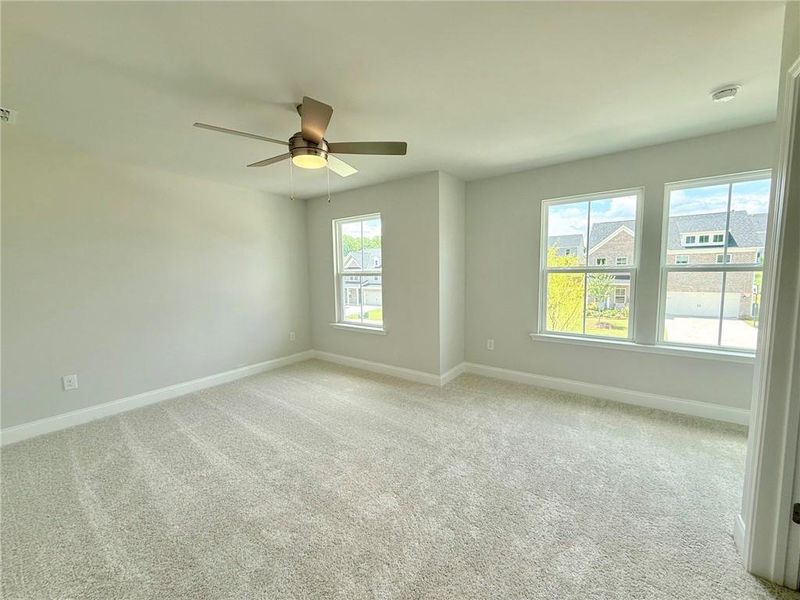 Spacious, unfurnished interior of a new home in Berkeley Mill, Cumming (Image 11).