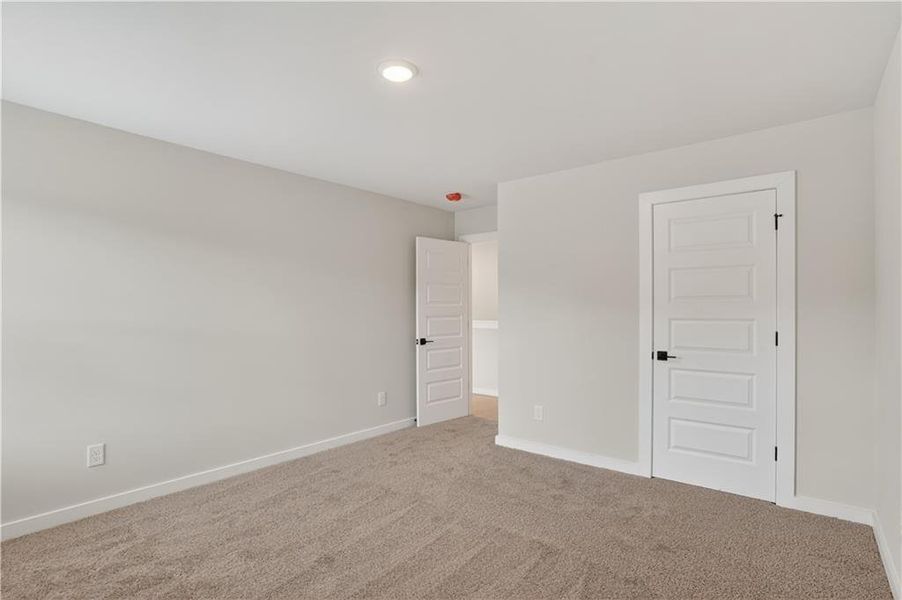 Spacious, unfurnished interior of a new home in , Villa Rica (Image 29).
