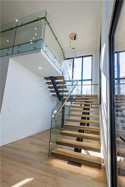Spacious, unfurnished interior of a new home in , Suwanee (Image 25).