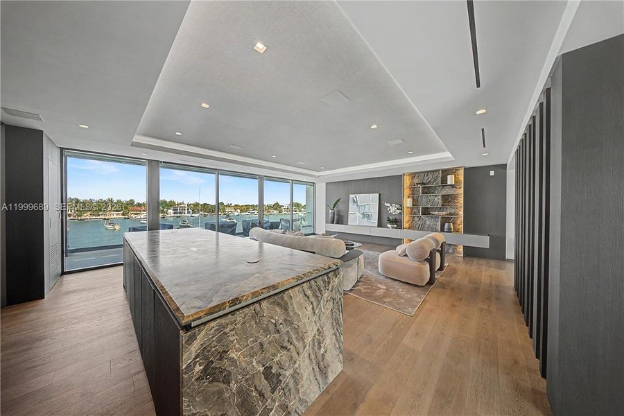 Image 76 of a home in .