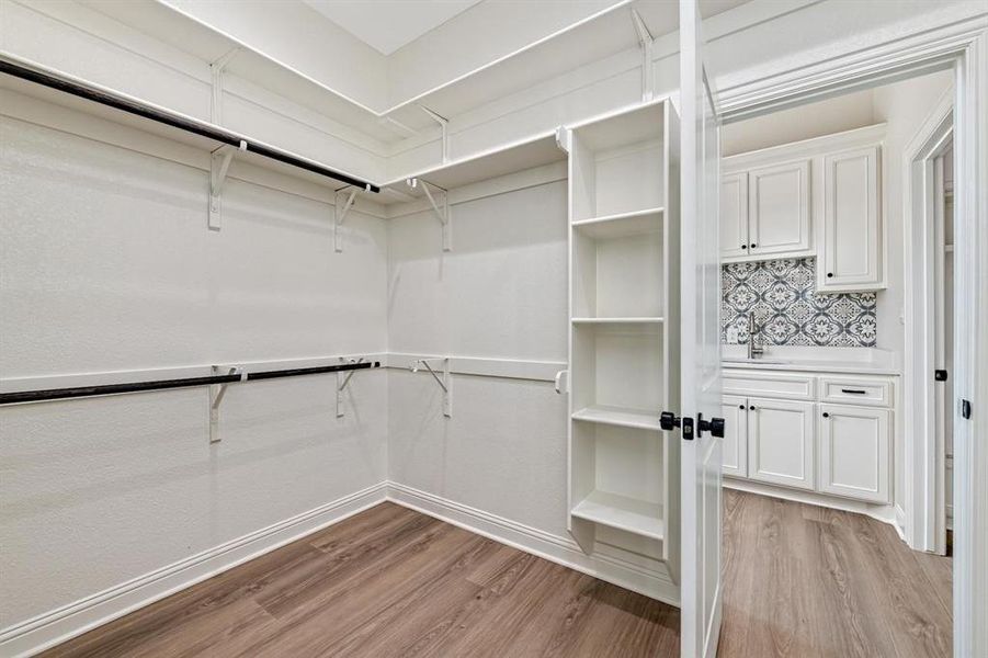 Spacious, unfurnished interior of a new home in , Waco (Image 26).