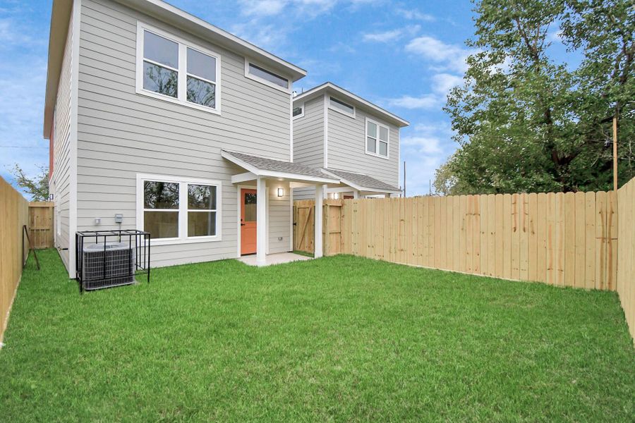 Exterior details and patio area of a home in , Houston (Image 20). Exterior details and patio area of a home in , Houston (Image 20).