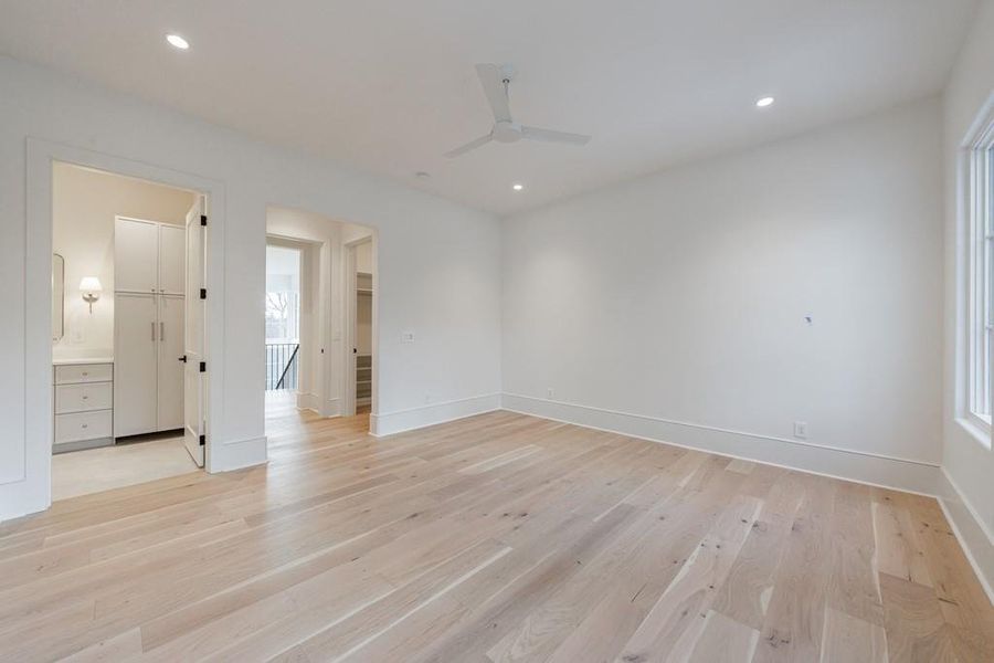 Spacious, unfurnished interior of a new home in , Atlanta (Image 102). Spacious, unfurnished interior of a new home in , Atlanta (Image 102).
