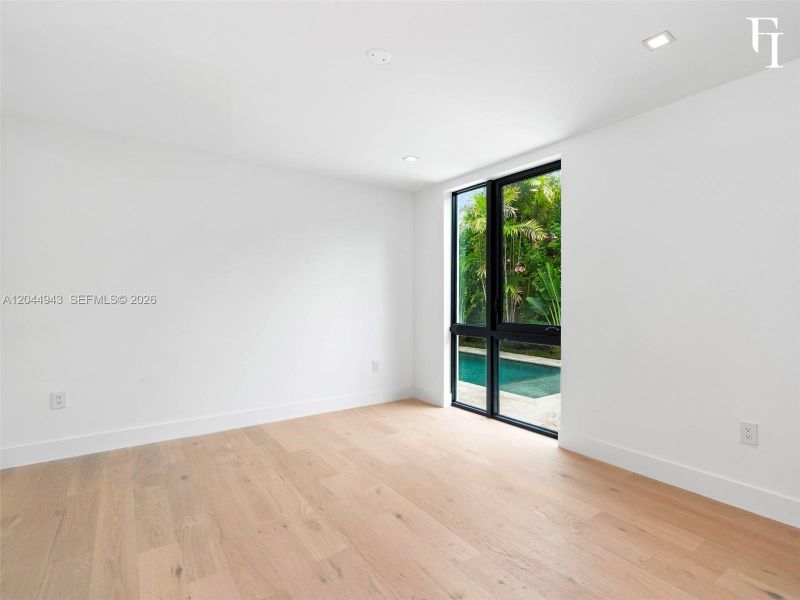 Spacious, unfurnished interior of a new home in , Coral Gables (Image 22). Spacious, unfurnished interior of a new home in , Coral Gables (Image 22).