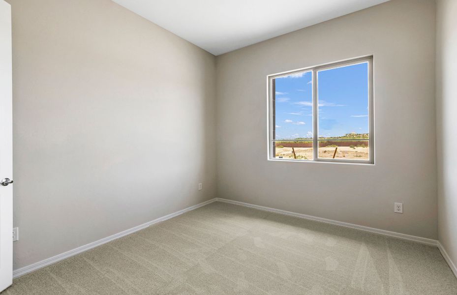 Spacious, unfurnished interior of a new home in Vistoso Canyon Estates, Oro Valley (Image 15).