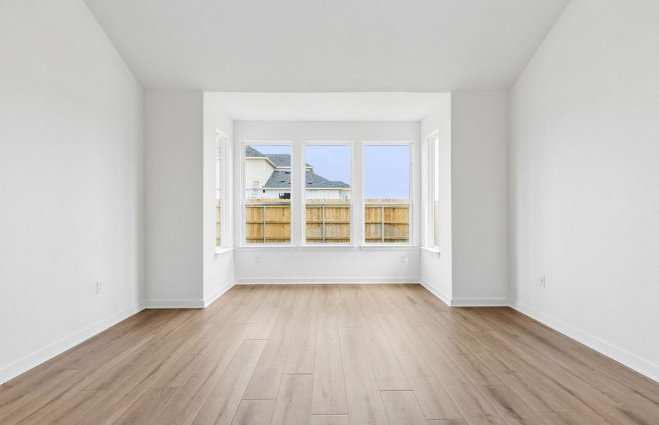 Spacious, unfurnished interior of a new home in Kuempel Farms, Pflugerville (Image 13). Spacious, unfurnished interior of a new home in Kuempel Farms, Pflugerville (Image 13).
