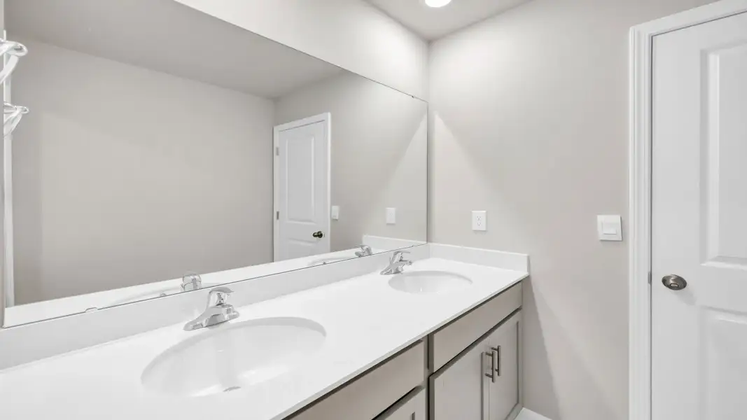 Image 34 of a home in Livingston Woods.