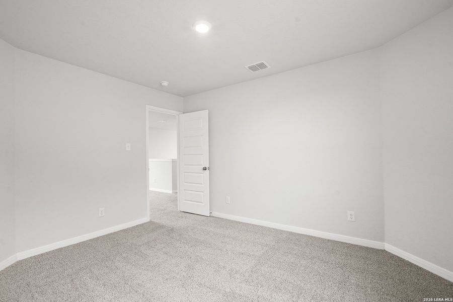 Spacious, unfurnished interior of a new home in Swenson Heights, Seguin (Image 22).