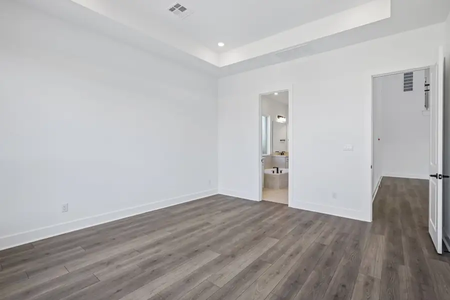 Representative unfurnished interior of a home built from the Anderson by Taylor Morrison in Easton Park, Austin (Image 30).