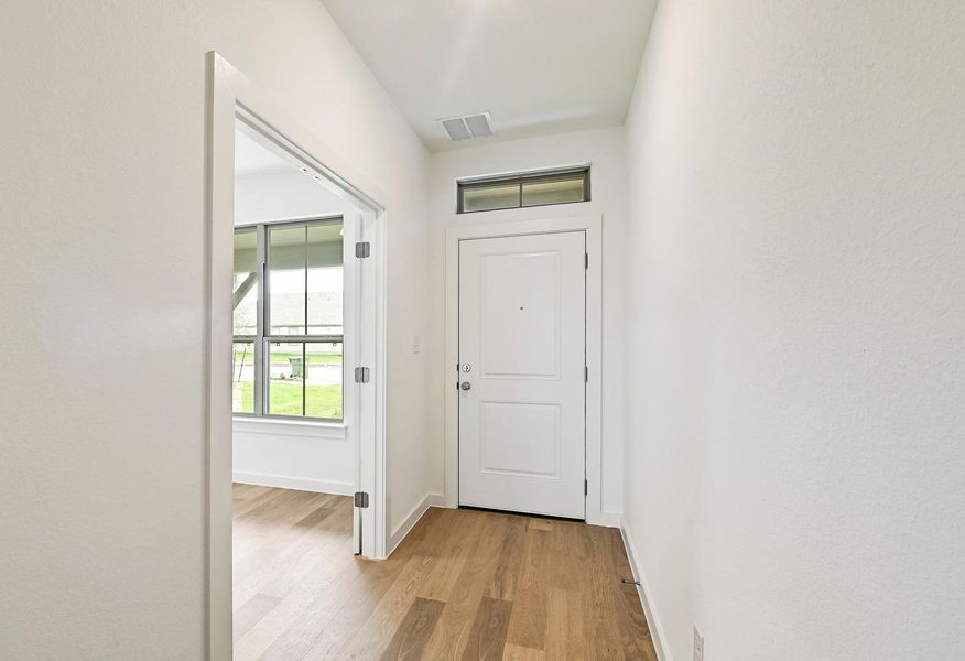 Spacious, unfurnished interior of a new home in Prairie Winds, Hutto (Image 19). Spacious, unfurnished interior of a new home in Prairie Winds, Hutto (Image 19).