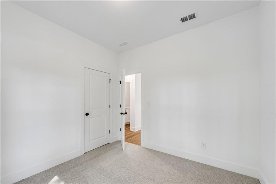 Spacious, unfurnished interior of a new home in , Suwanee (Image 17).