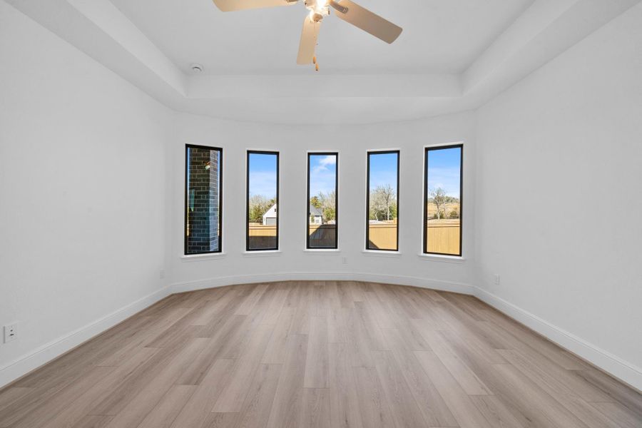 Spacious, unfurnished interior of a new home in Chambers Creek, Willis (Image 29).