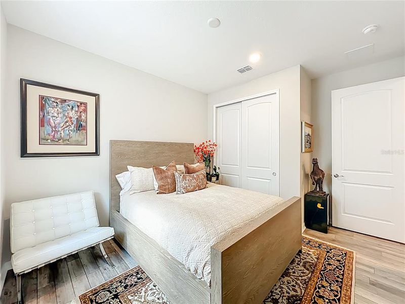 Furnished interior view inside a new home in Del Webb Minneola, Minneola (Image 7). Furnished interior view inside a new home in Del Webb Minneola, Minneola (Image 7).