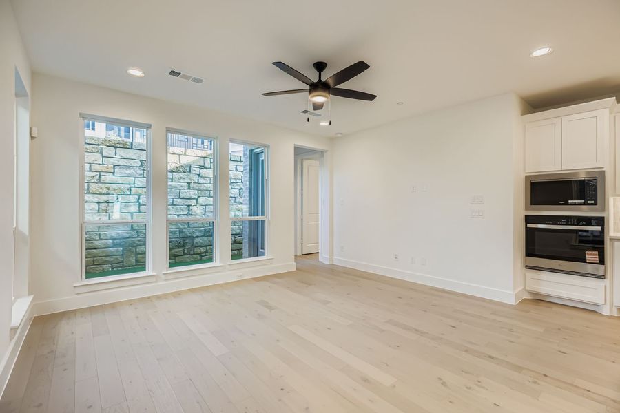 Spacious, unfurnished interior of a new home in Castle Hills Northpointe - Townhomes, Carrollton (Image 13). Spacious, unfurnished interior of a new home in Castle Hills Northpointe - Townhomes, Carrollton (Image 13).