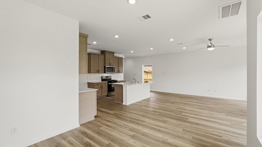 Representative unfurnished interior of a home built from the Kate by D.R. Horton in Cypress Green, Hockley (Image 12). Representative unfurnished interior of a home built from the Kate by D.R. Horton in Cypress Green, Hockley (Image 12).