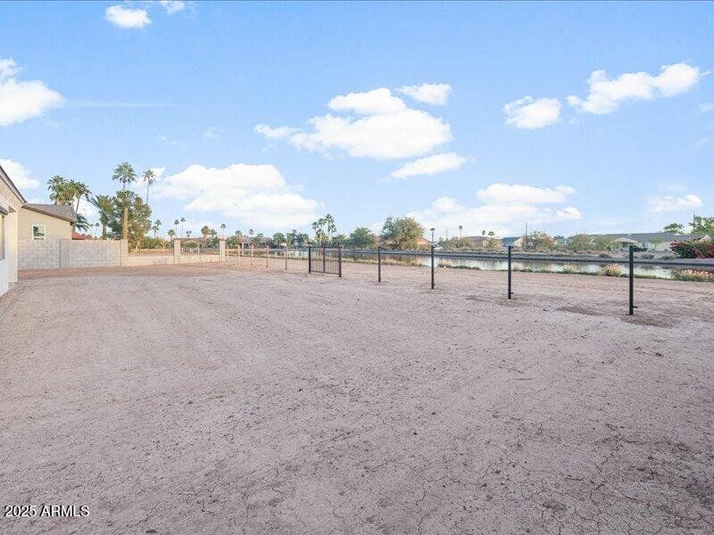 36-10879-Reef-Circle-35