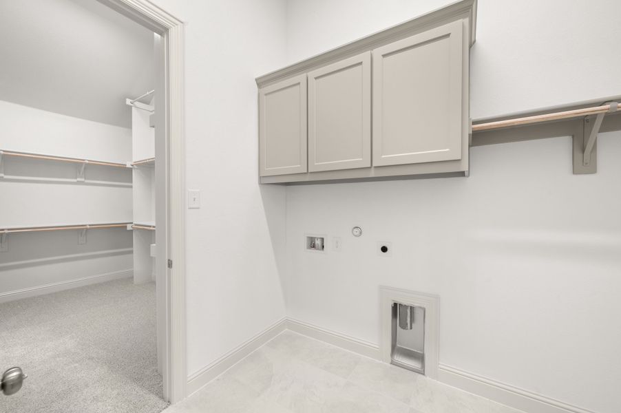 Spacious, unfurnished interior of a new home in Redden Farms, Midlothian (Image 22).