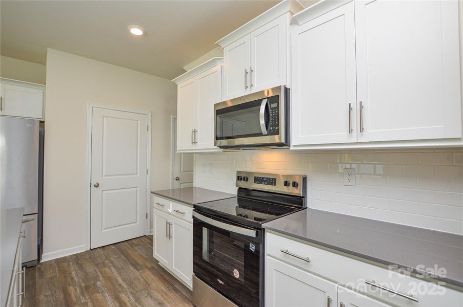 Furnished interior view inside a new home in Fergus Crossing, York (Image 11).