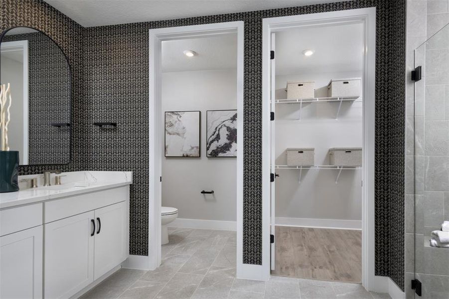 Model Owner's Bath Model Owner's Bath